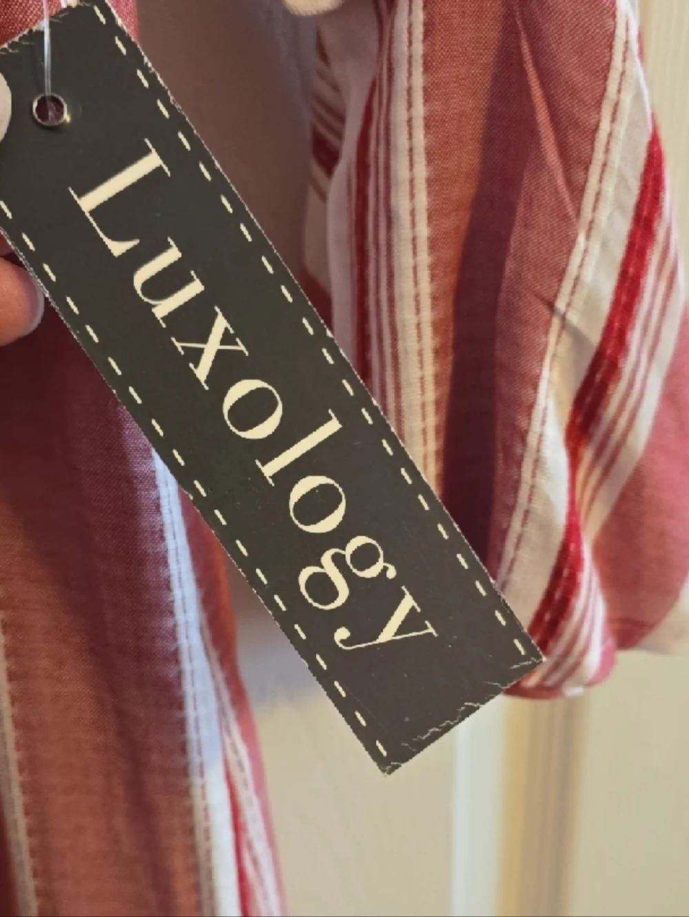 Luxology off shoulder
